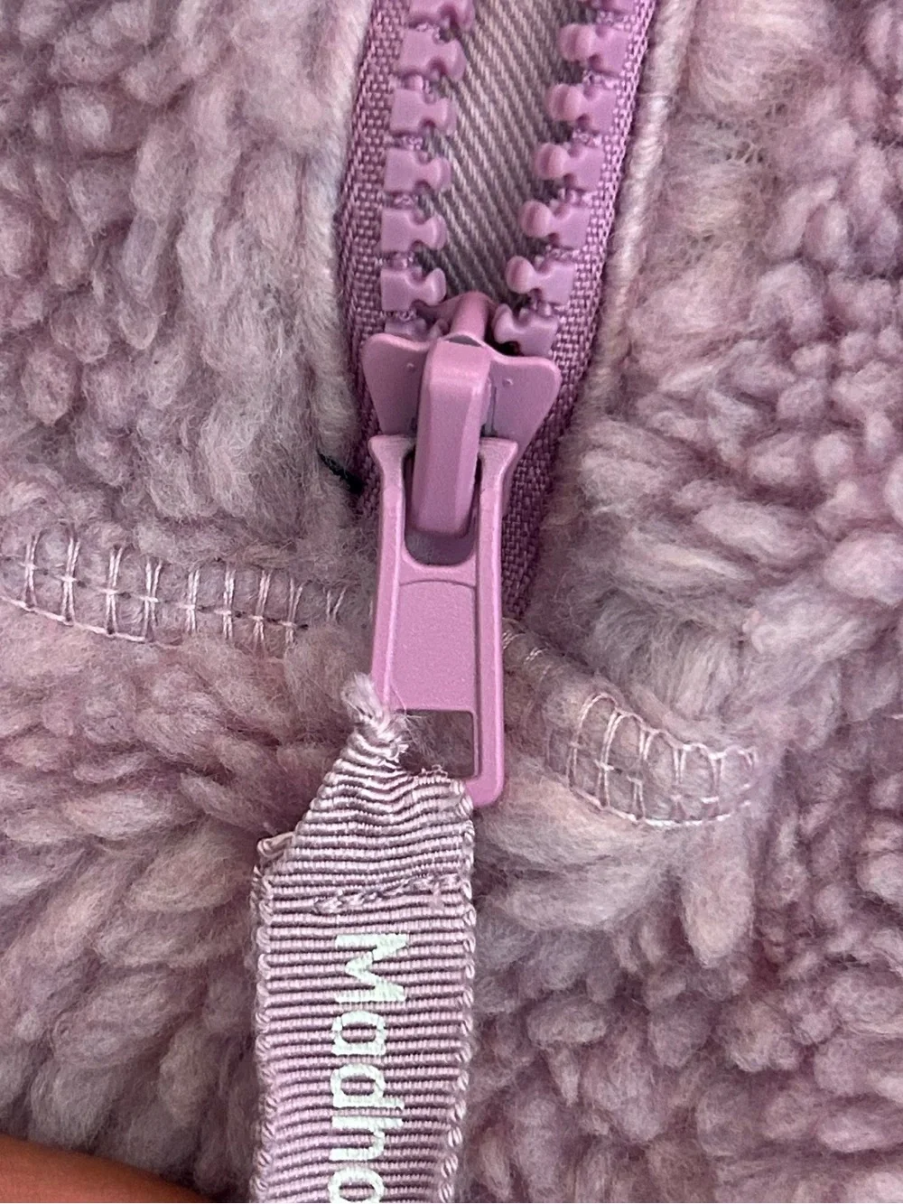 Madhappy Fall Sherpa Half Zip size Small in Lilac - Picture 9 of 9